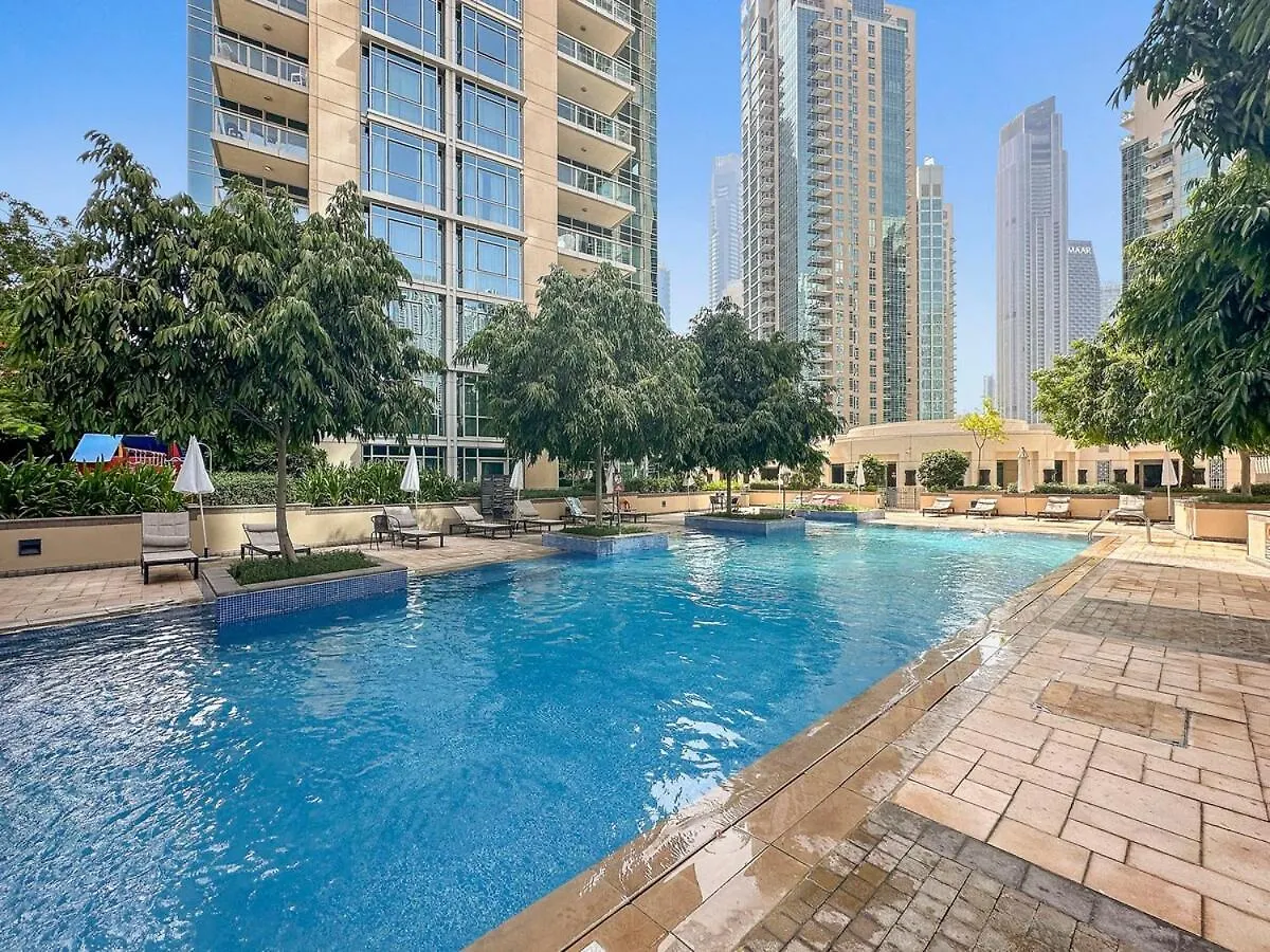 Apartment 3Br The Residences, Burj Khalifa View Downtown Dubai